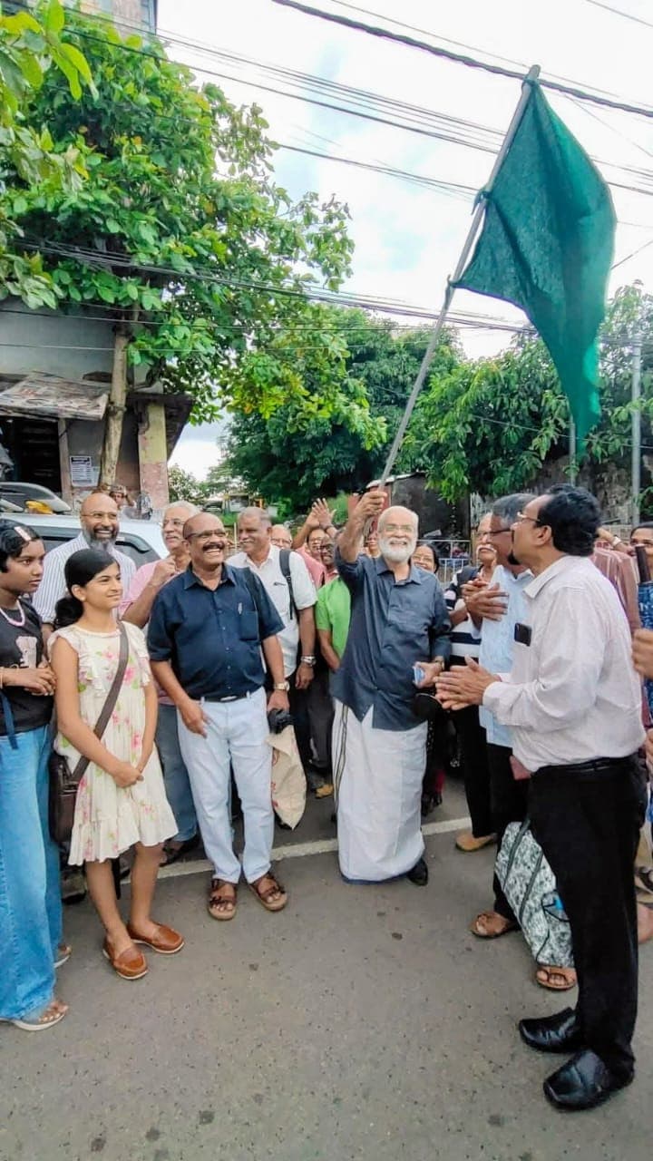 Adv. K. Suresh Kurup flagging off the first Muziris heritage journey